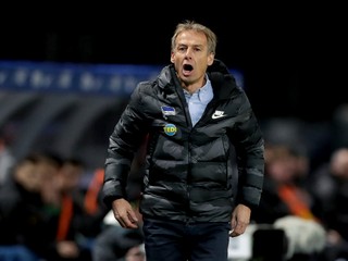 V klube pôsobil len desať týždňov. Klinsmann končí ako tréner Herthy Berlín