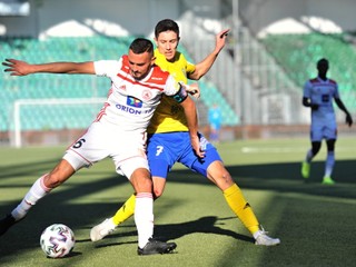 Trenčania (v bielom) rozstrieľali Michalovce.