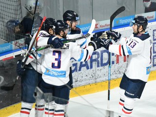 Slovan jedenástimi gólmi rozdrvil súpera, základnú časť vyhrala Bystrica