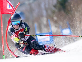 Filip Zubčič vyhral obrovský slalom v japonskom stredisku Juzawa Naeba.