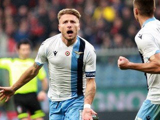 Ciro Immobile oslavuje gól v zápase 25. kola Serie A 2019/2020.