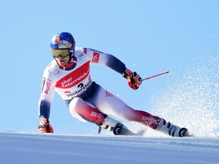 Francúzsky lyžiar Alexis Pinturault na trati v 1. kole obrovského slalomu Svetového pohára v rakúskom Hinterstoderi.