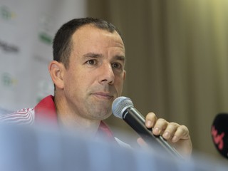 Kapitán daviscupového tímu Slovenska Dominik Hrbatý počas tlačovej konferencie.