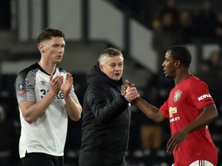 Manchester United postúpil do osemfinále FA Cupu.