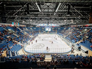 Momentka zo zápasu Slovan Bratislava - Banská Bystrica.