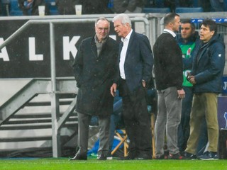 Prezident Bayernu Mníchov Karl-Heinz Rummenigge (vľavo) a majiteľ Hoffenheimu Dietmar Hopp.