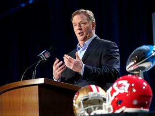 Komisár NFL Roger Goodell.