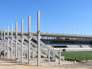 Stavebné práce na štadióne AS Trenčín pokračujú.