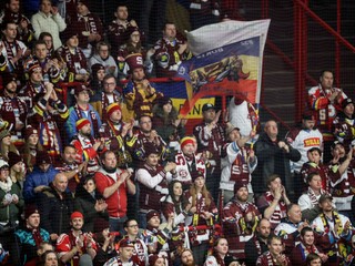 Fanúšikovia Sparty Praha. 