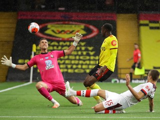 Momentka zo zápasu Watford - Southampton.