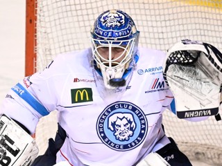 Juraj Šimboch v drese HK Nitra.