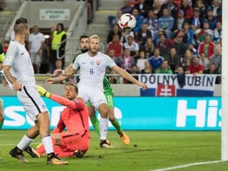 Jan Oblak v zápase proti Slovensku.