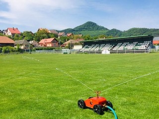 Ihrisko vo Finticiach, kde privítali Tatran Prešov.