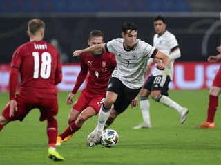 Florian Neuhaus v prípravnom zápase Nemecko - Česko.