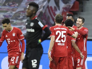 Robert Lewandowski v zápase Bayern Mníchov - Bayern Leverkusen.