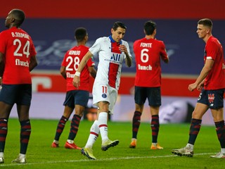 Angel Dí Maria v zápase Paris St. Germain proti OSC Lille. V 77. minúte ho vystriedal Kylian Mbappé.
