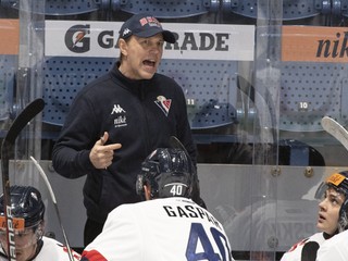 Na snímke tréner bratislavského Slovana Roman Stantien.