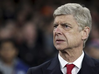 Wenger napriek prehre nachádzal na svojich hráčov iba slová chvály. 