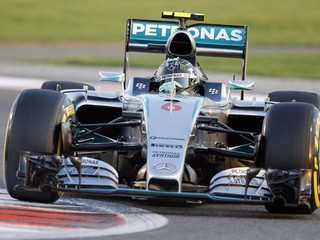 Pole position patrí Nicovi Rosbergovi.