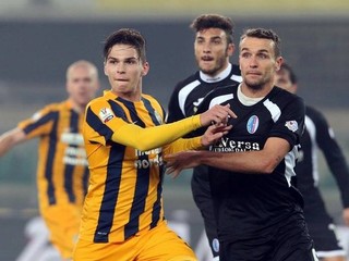 Ľubomír Tupta (vľavo) v drese Hellas Verona.
