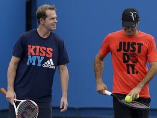 Stefan Edberg (vľavo) a Roger Federer v roku 2014.