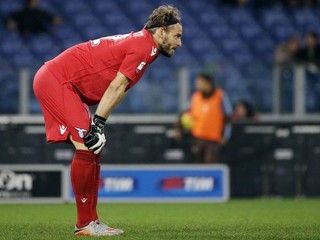 Brankár Federico Marchetti si už v tejto sezóne nezachytá.