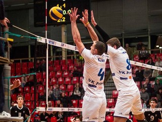 Śkoda. Prievidžania boli blízko postupu, rozhodol až zlatý set.