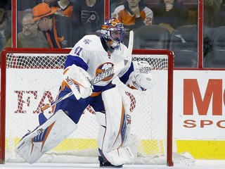 Jaroslav Halák sa pomaly ale isto blíži k jubilejnému víťazstvu na scéne NHL.