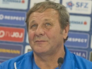Tréner slovenskej futbalovej reprezentácie Ján Kozák.