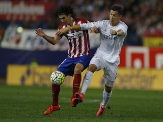 Cristiano Ronaldo (vpravo) je neodmysliteľnou súčasťou Realu Madrid.