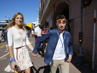 Biaggi s partnerkou Eleonorou Pedron.