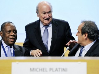 Budem bojovať, nemôžu zničiť moju celoživotnú prácu, háji sa Blatter
