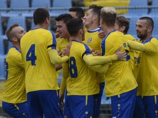 Cez Spartak Trnava až nečakane hladko postúpili futbalisti FC VSS Košice.