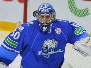 KHL: Astana prehrala s Amurom, Laco dostal tri góly