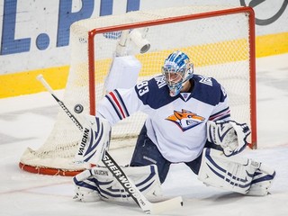 V zápase proti Jokeritu Helsinki inkasoval brankár Magnitogorsku Vasilij Košečkin tri góly.