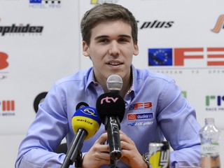 Výsledky z tejto sezóny nám otvorili nové možnosti, teší mladého slovenského jazdca.