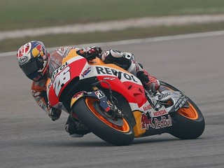 Španiel Dani Pedrosa bol v kvalifikácii na Veľkú cenu Malajzie suverénne najrýchlejší.