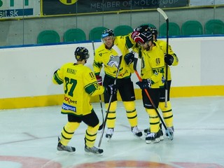 Hokejisti Žiliny sa radovali z trojbodového víťazstva po mesiaci.