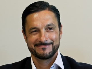 Tréner Dunajskej Stredy Tomislav Marič.