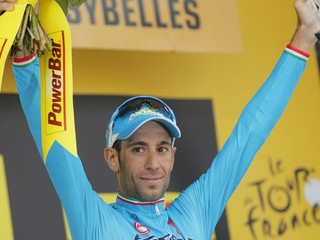 Zhodou okolností presne pred mesiacom triumfoval Nibali v 19. etape tohtoročnej Tour de France. Na Vuelte si však Talian urobil poriadnu hanbu.
