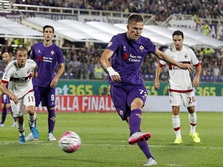 Fiorentinu poslal do vedenia z penalty Josip Iličič.