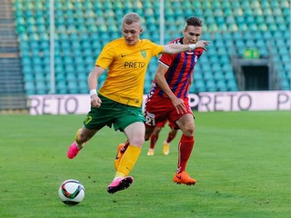 Lukáš Čmelík (vľavo) patrí medzi najväčšie talenty žilinského futbalu.