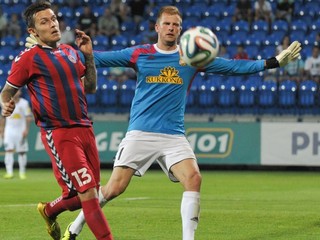 Penksa (vpravo) pôsobil ešte pred pár mesiacmi v drese dunajskostredského DAC.