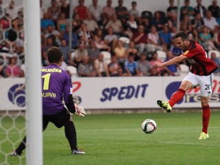 Dva góly Trnavy strelil Haris Harba (vpravo).