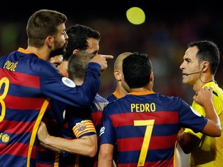 Barcelonsky stopér Gerard Piqué nie je z piskotu divákov na svoju osobu frustrovaný, v reprezentačnom drese mu však prekáža.