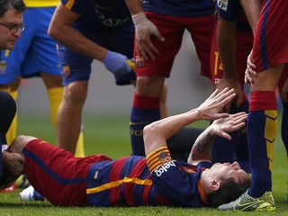 Lionel Messi vynechá pre zranenie asi až dva mesiace.