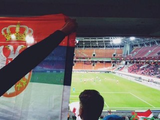 Diváci kričali urážlivé slogany. Lokomotiv sa ospravedlnil