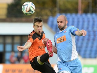 Dominik Kružliak (vľavo) rozhodol o výhre Ružomberka.