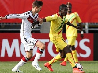 Adama Traoré (vpravo) bol hviezdou nedávno skončeného svetového šampionátu do 20 rokov.