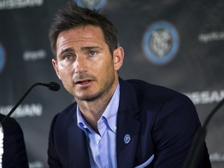 Lampard najbližší zápas svojho staronového klubu vynechá.